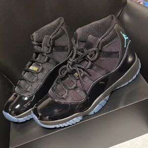 💝 Brand New Jordan Air 11 Retro Black Gamma Blue 💝